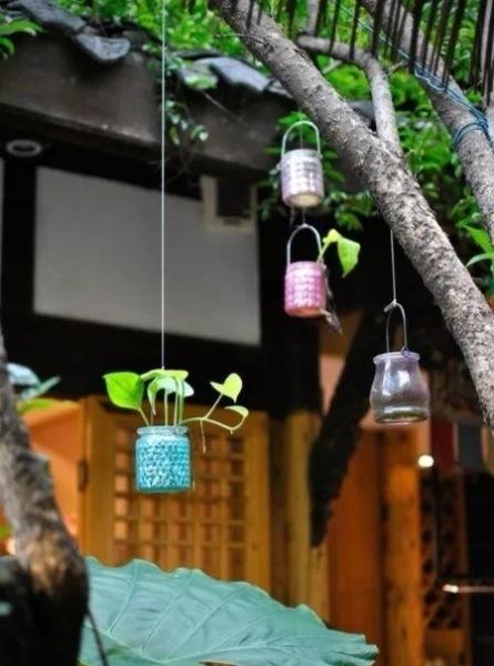 秋来伏未去，十首诗中觅清凉