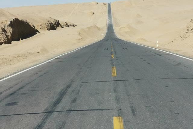 走最美公路—中国版66号公路，穿越无人区抵达亚洲最大雅丹风貌区