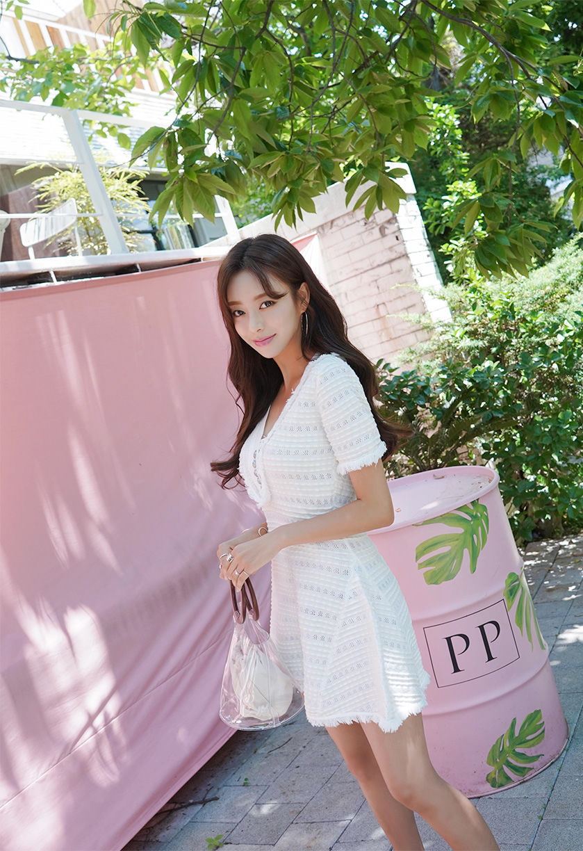 弗雷泽堡镂空毛边水仙裙