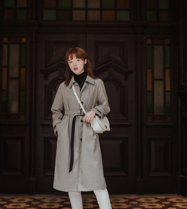 『短款』打底裤时尚又百搭,穿出每个女孩的自信美!