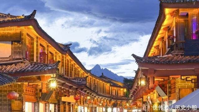 宰客现象严重,得罪了“衣食父母”的丽江,大量商铺和客栈转让