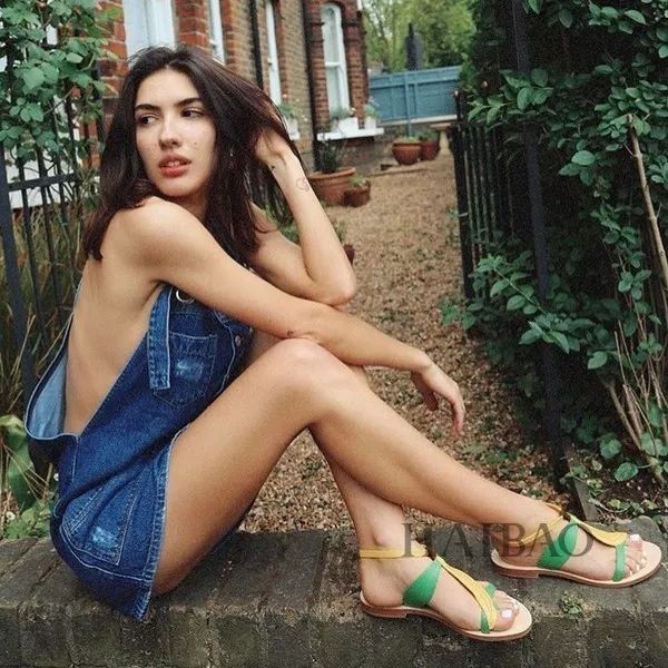 好奇| 热巴、关晓彤喜爱的凉鞋你都有…那这些高颜值的凉鞋你都知