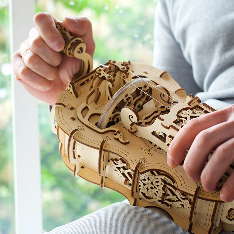 李小璐和甜馨的母女装亮瞎眼!暑期出游如果这样穿，回头率百分百