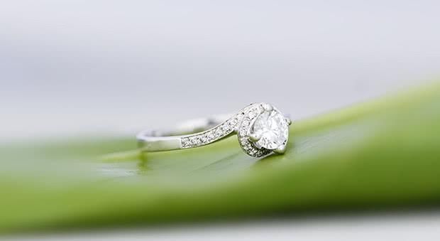  #求婚#定制求婚钻戒好不好？价格是多少？需要注意哪些问题？