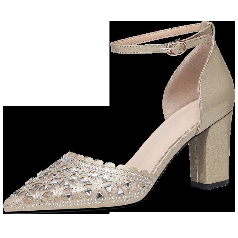 我身高145，三伏天只穿这款高跟鞋，配连衣裙，看着像1米6