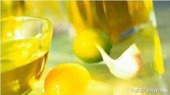 毛孔粗大像“筛子”, 说明上万螨虫在“打洞”, 简单祛除只需3招