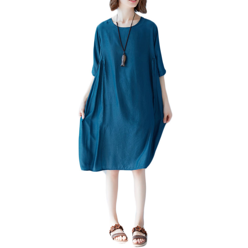 女人尽量少穿打底裤，现在大家都流行这样穿，保暖好搭美翻了