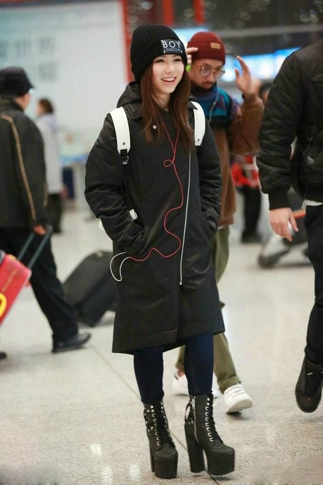 男生公认最丑的鞋子，尤其是第三款，俗到哭，看看你有没有在穿?