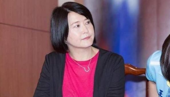  『台湾地区』王鸿薇称蔡英文为“台湾地区领导人”，民进党当局的玻璃心又碎了