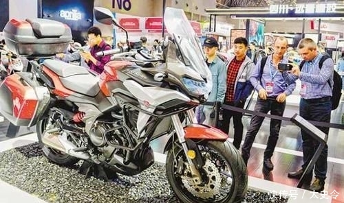  「摩托车」全国第一大摩托车展会，玩摩托他们是认真的，你想来