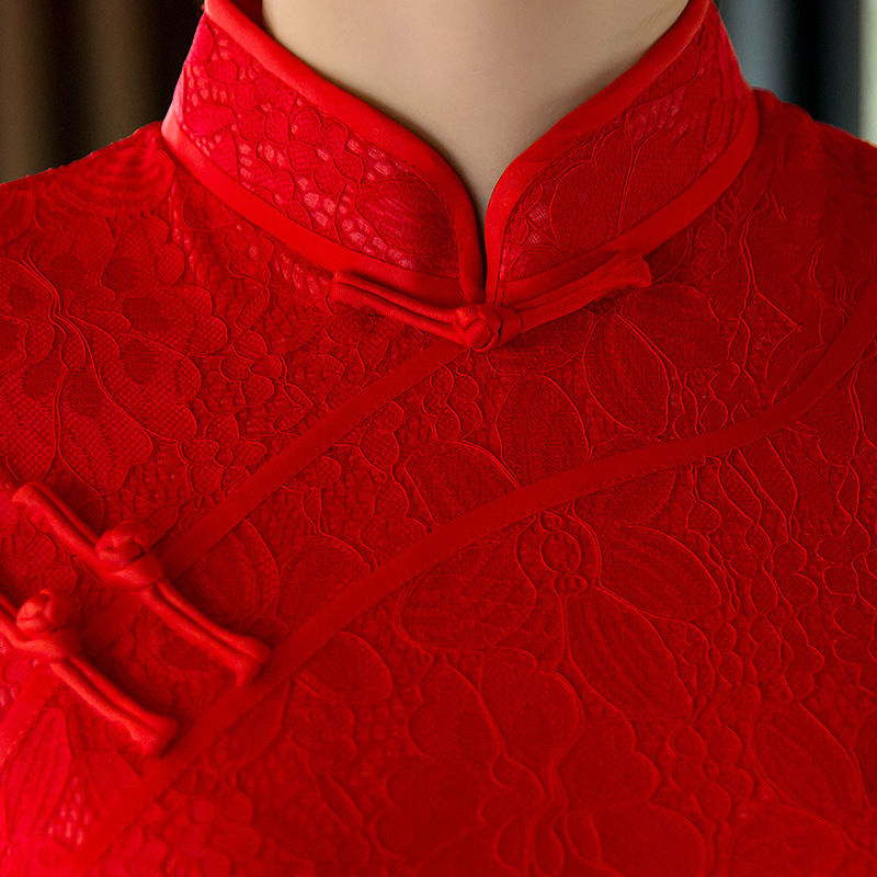 30-45岁的女人,就穿这样的旗袍,美丽大方尽显东方韵味