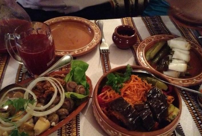 去俄罗斯旅游，花200元找一位当地美女做导游，绝对让你物超所值