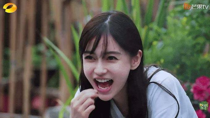 向往的生活官博回应baby假吃态度恶劣，网友：不想要收视率了吗！