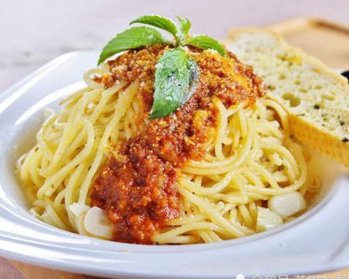 女人晚餐用它代替主食,15天瘦成闪电,早晨准