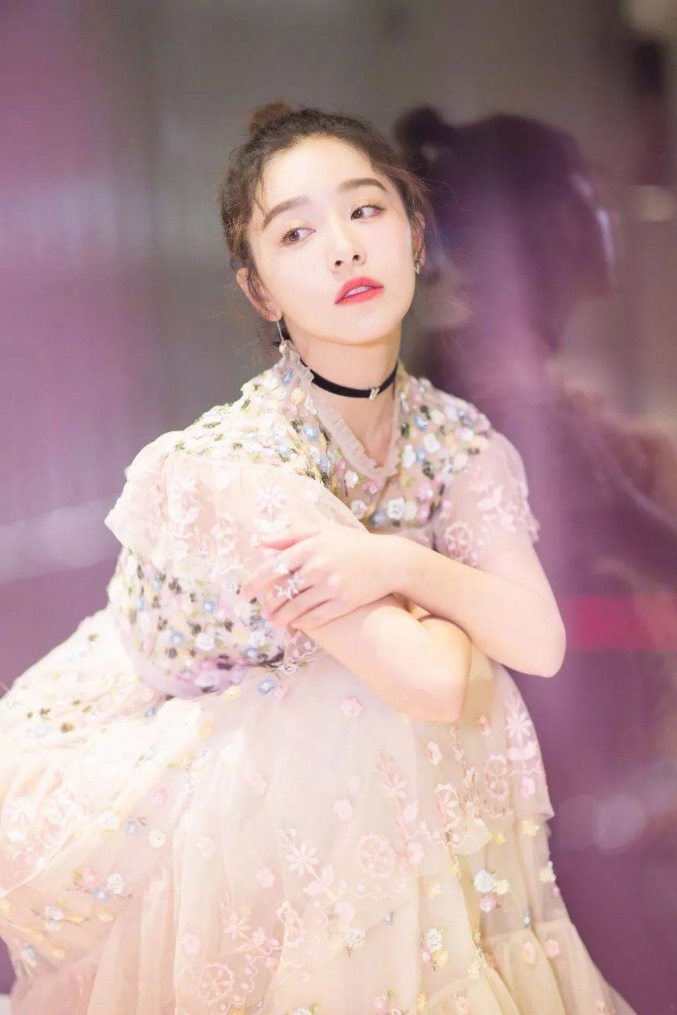 服气| 可清纯可魅惑，时尚感爆棚的阚清子叫人怎能不爱?