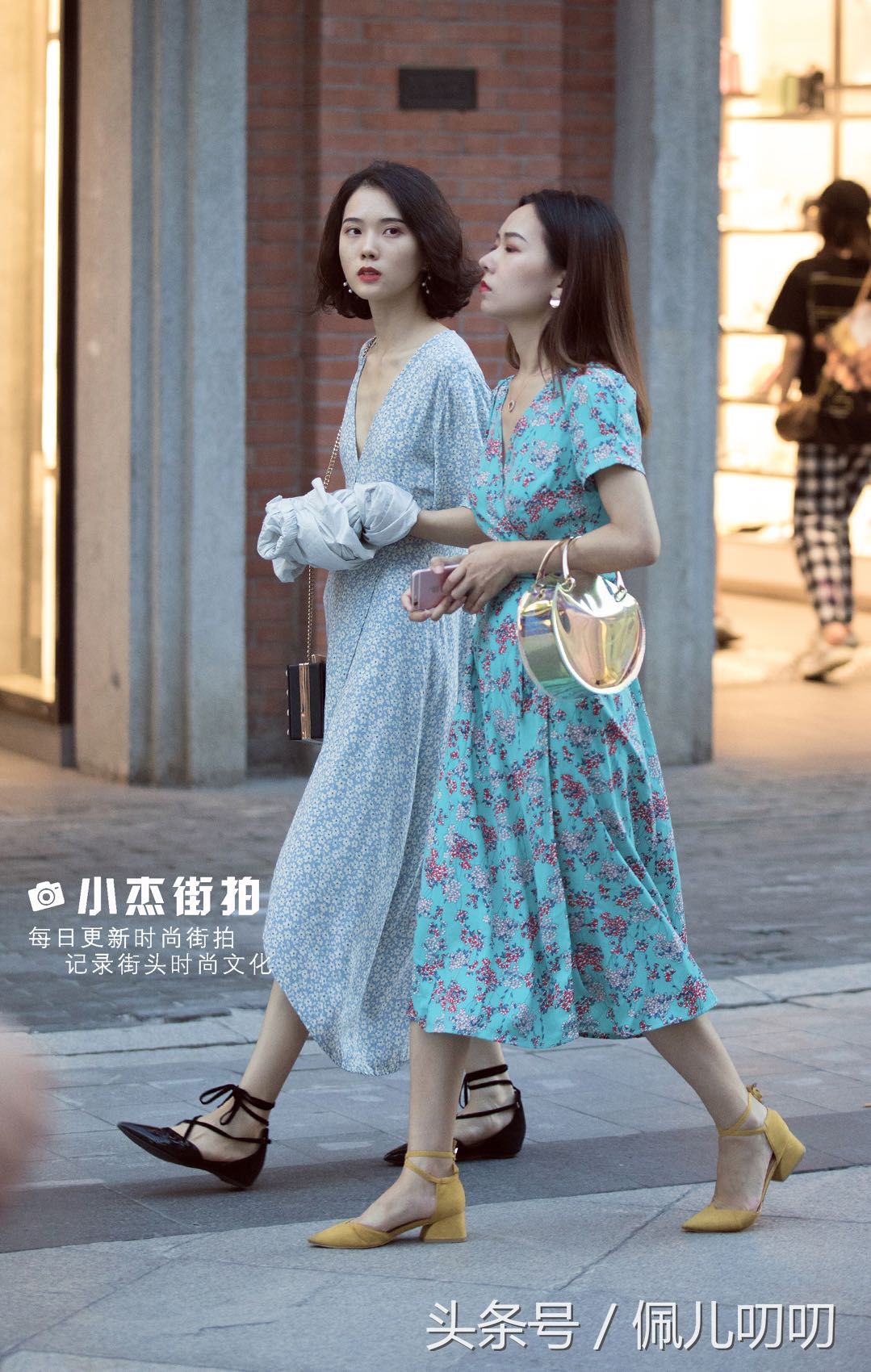 姐妹团出街拒绝同款,街拍告诉你怎样穿出“默契感”!