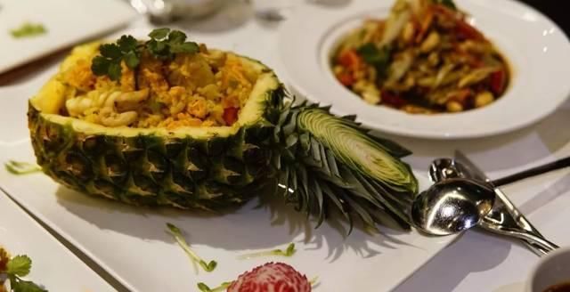 成都开往贵州的高铁图