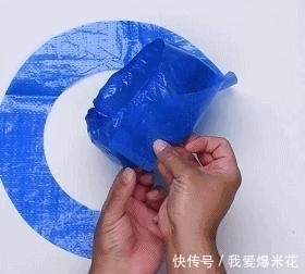  时髦：知道｜旧衣服别再扔了，知道值多少钱吗