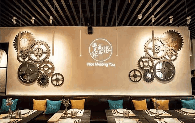 韩寒餐厅“欠薪12万遭起诉”网友称:难道他出名,活该背黑锅?