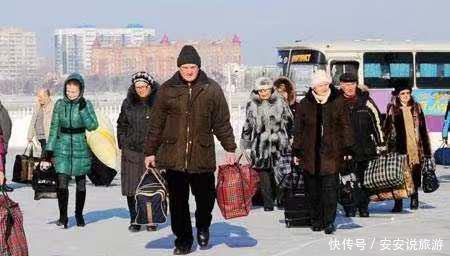 俄罗斯和中国物价差多少?拿100块到俄罗斯街头,你就明白了