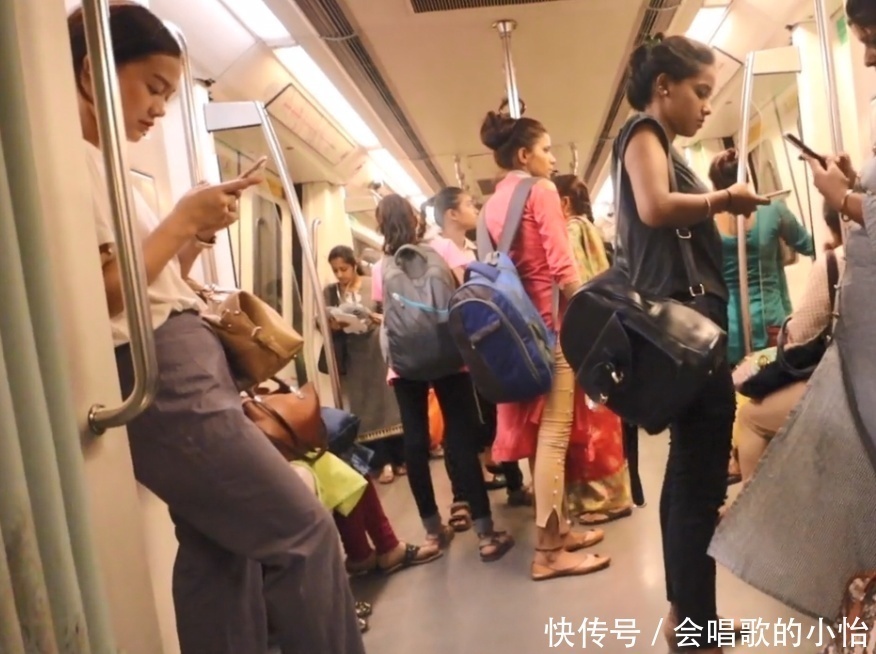  小伙■中国小伙体验印度地铁,看看印度地铁女性车厢,和你想的一