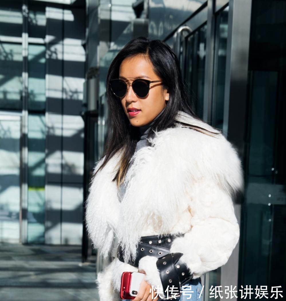 吉克隽逸真会玩, 把长靴当裤子穿够前卫, 网友: 杨幂都不敢这样穿