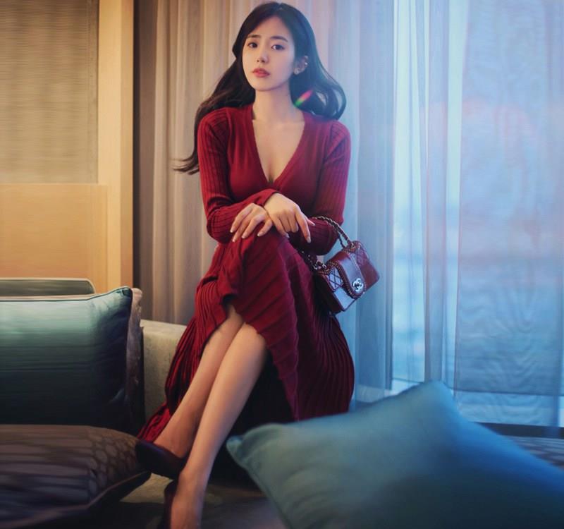 性感名媛风，勾勒纤细小蛮腰，迷人曲线过目不忘！