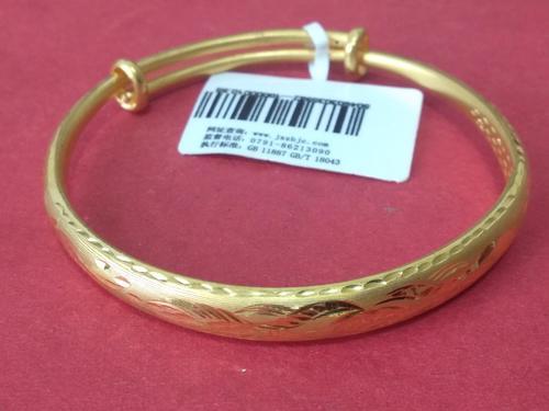 这样佩戴黄金首饰，会让黄金越来越差，克数变少，颜色越来越难看