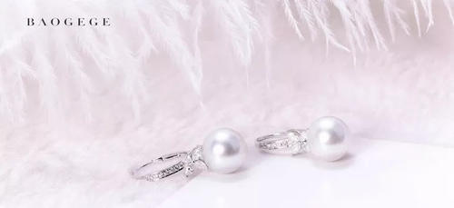 袁泉的气质，徐静蕾的洒脱，谁才是娱乐圈真正的文艺女神？