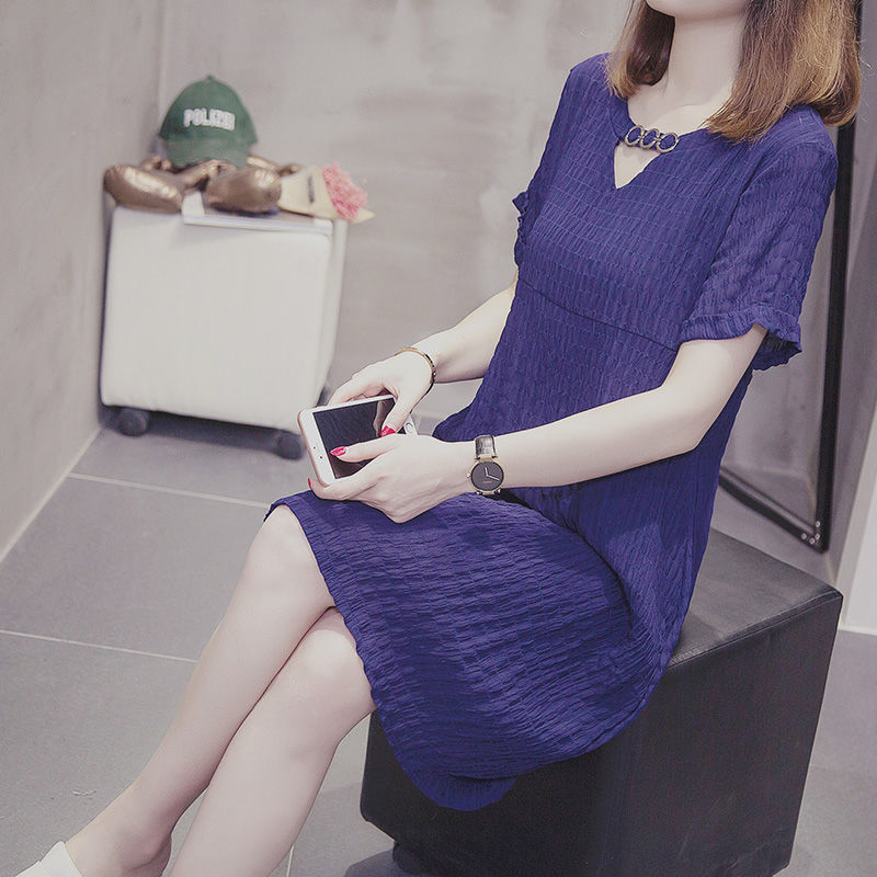 触发女神即视感的仙女裙，清凉有型，甜美又清纯，惹得路人三回头