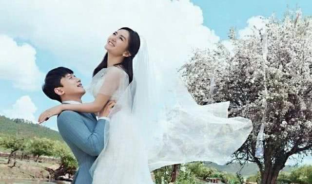 何炅一句话把谢娜说哭，她被冤枉却绝口不提，4年后当事人澄清！