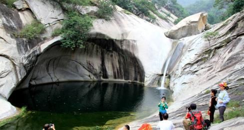 想去旅游又怕被宰？这处景点不仅免门票，物价还和景区外的一样！