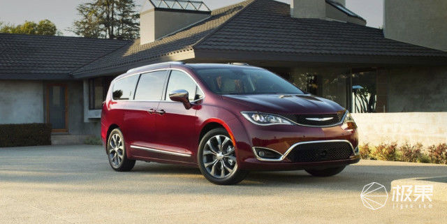 2018全球十佳发动机曝光!BBA脸被打肿，自然吸气彻底要凉!