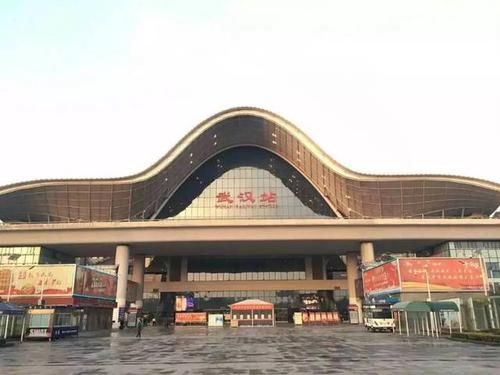  [唯一]中国唯一拥有16座高铁站的城市，不是一线城市，GDP超1万亿