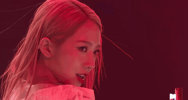 素颜和上妆判若两人，101女孩真不打算出个美妆教程吗?