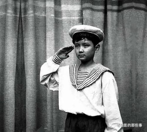 【电视剧】他因演多情的宝玉走红,却固守80年代爱情观,一生只爱一个人究竟有多好?