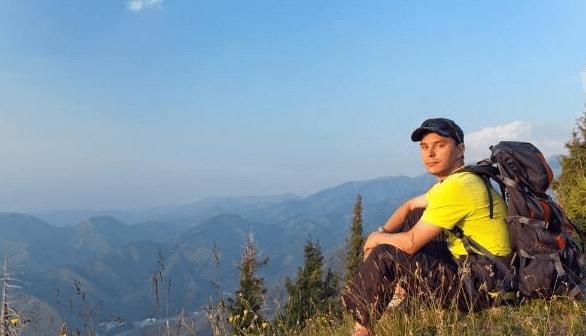  福禄：人中上窄下宽的男人运势如何 晚年福禄运