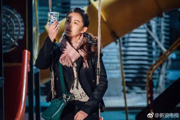 你的穿搭过时啦!跟戚薇、屈楚萧学最潮穿法，分分钟朋友圈点赞过