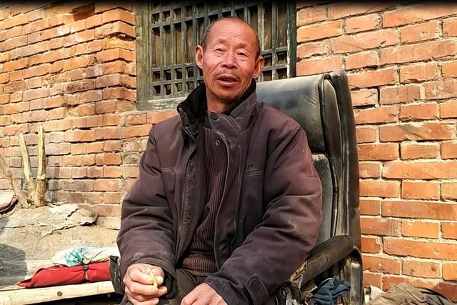 在农村，属于这个年龄段的农民，未来将有3个难题，请早点想办法