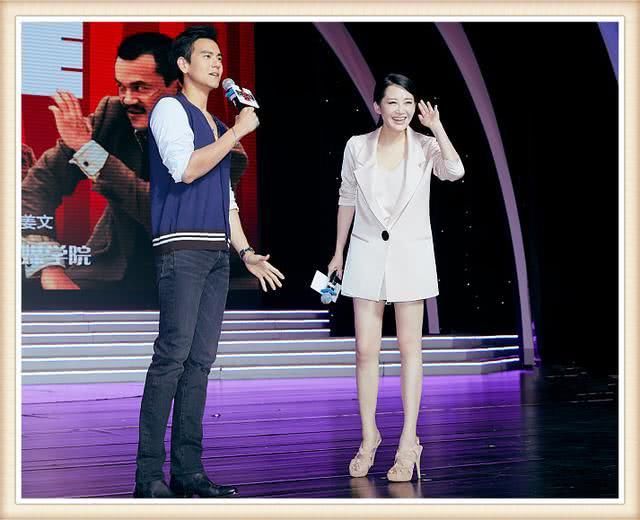 许晴太大胆了！全身上下只穿一件西装，网友：这让彭于晏情何以堪