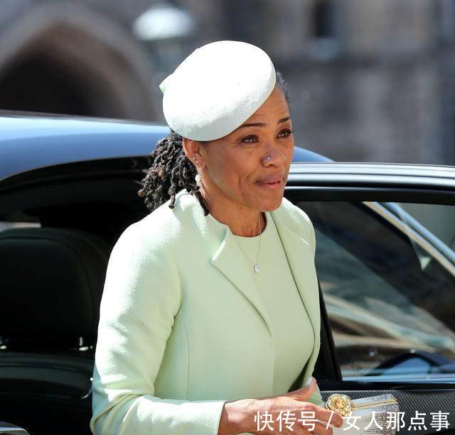 哈里婚礼宾客谁的装扮最抢镜戴妃侄女最美,卡米拉鸡窝头搏眼球