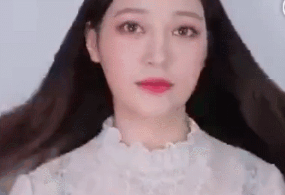 36岁的“海兰”张钧宁美炸!又一个黑化不用化浓妆的演技派