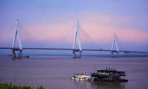 湖南未来最吃香的城市：常德、株洲落选，不是韶山，也不是长沙！