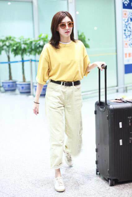 32岁江疏影终于穿长裤了不过看下半身以为是男人,网友:尴尬了