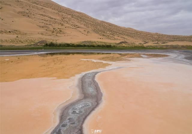 中国最神秘的沙漠：全年降水量不足40毫米，却有144个湖泊