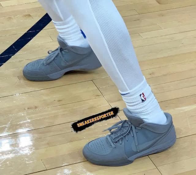  战靴@NBA球员上脚：亚历山大的球鞋，很多科比战靴和倒勾！