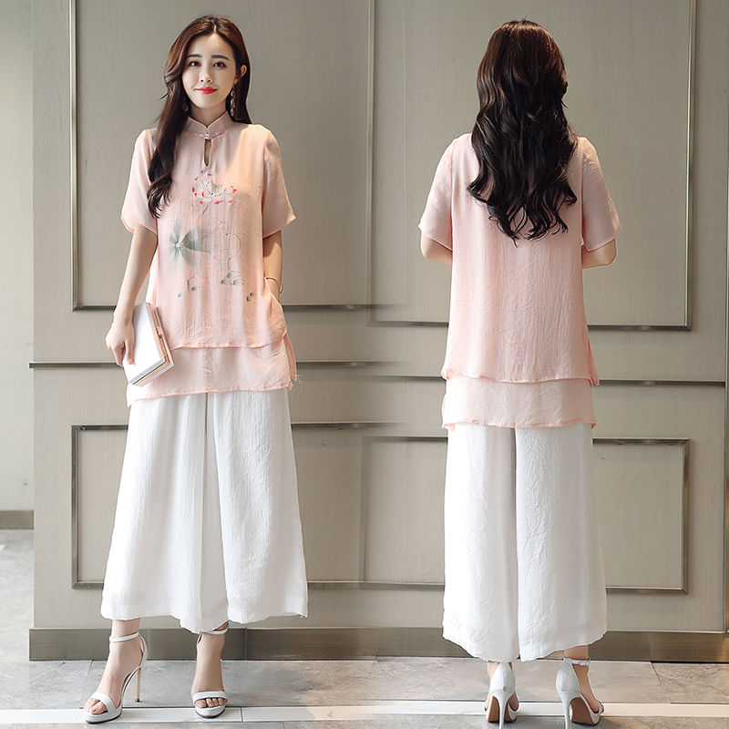 适合任何身材的纯色“包臀裙”,显白又显瘦,简单就很美