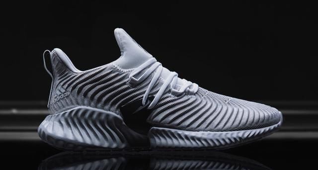 波纹鞋面设计！AlphaBounce Instinct 多款配色即将登场