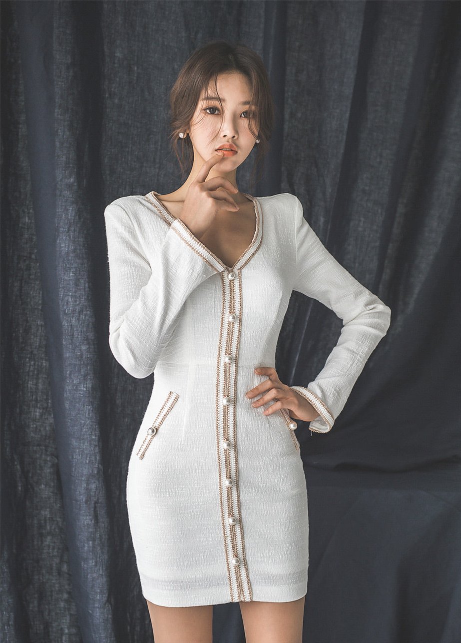 浩白达特茅斯垫肩珍珠扣裙