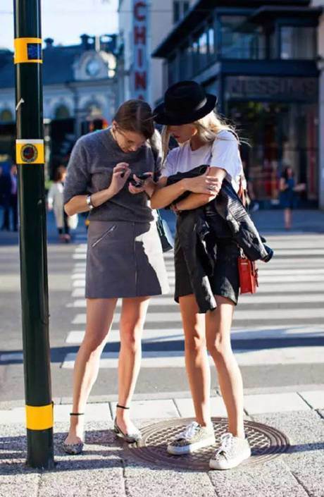 裙子千万别乱穿，今年这三款才是很流行的！